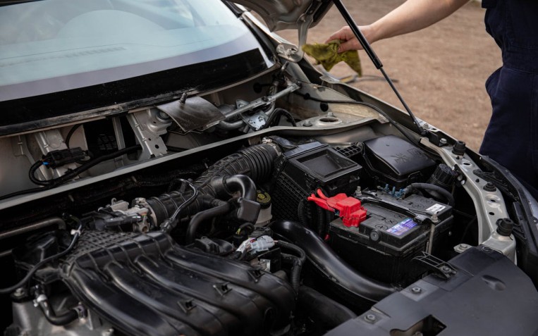 Which car battery should I use for my vehicle?